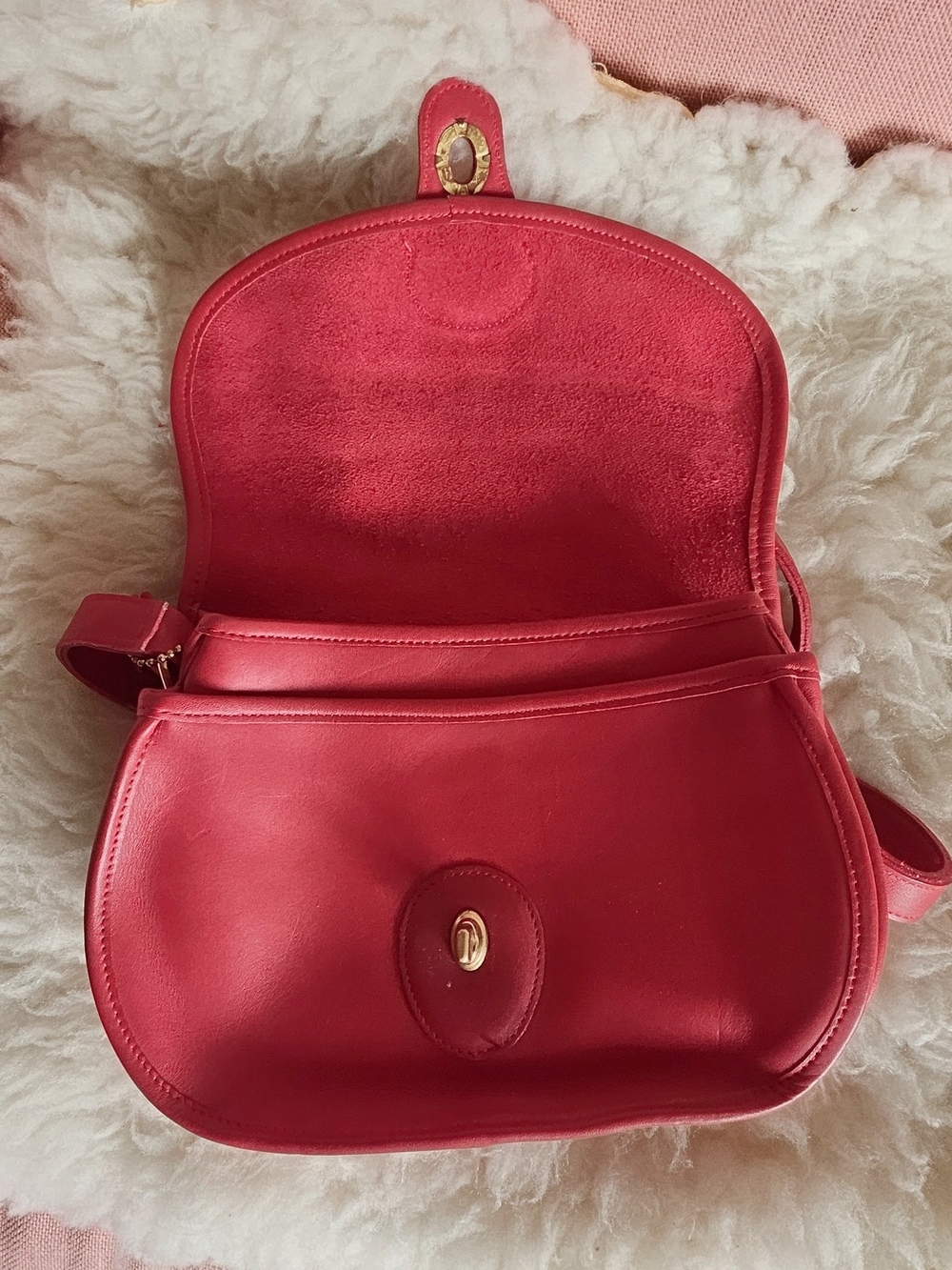 Red Leather Crossbody Bag - Classic Women's Shoulder Purse